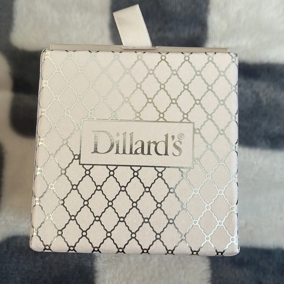 NIB Bling Band Ring Size 7 - Picture 6 of 7